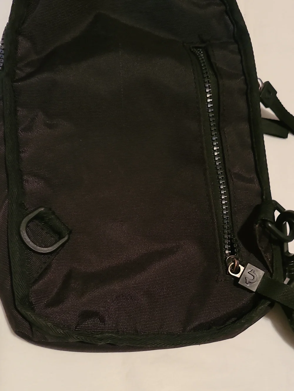 True Religion Sling Crossbody Shoulder Bag Adjustable Strap Belt Bag. Black